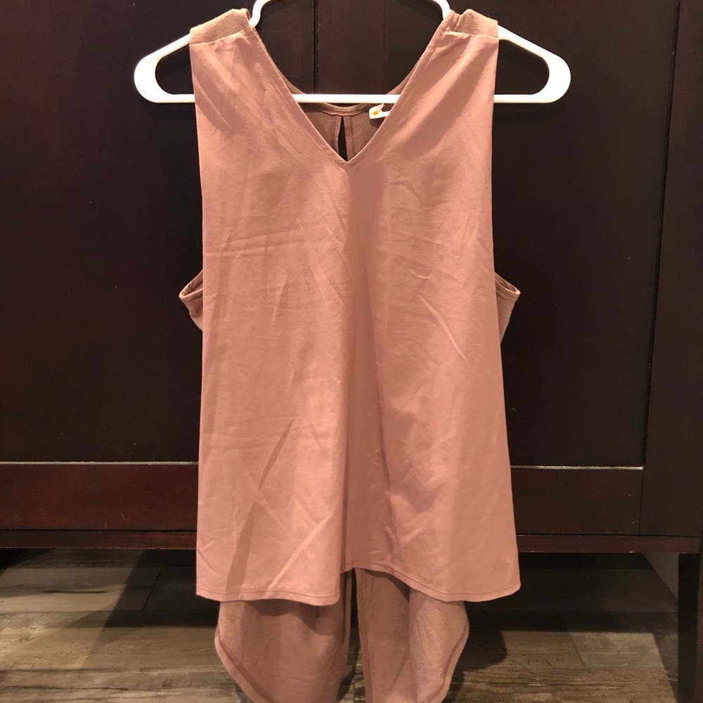 Lucy Tank top